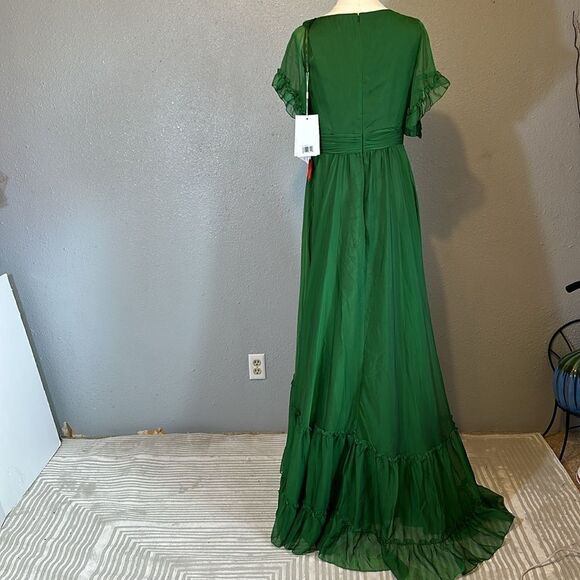 NEW Mac Duggal ruffle trimmed sleeve wrap over flowy emerald gown size 8 - Picture 7 of 14